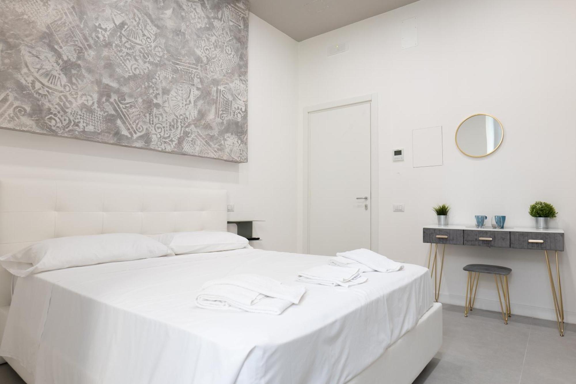 Relais Palazzo Nizza - Luxotel & Apartotel Салерно Екстериор снимка