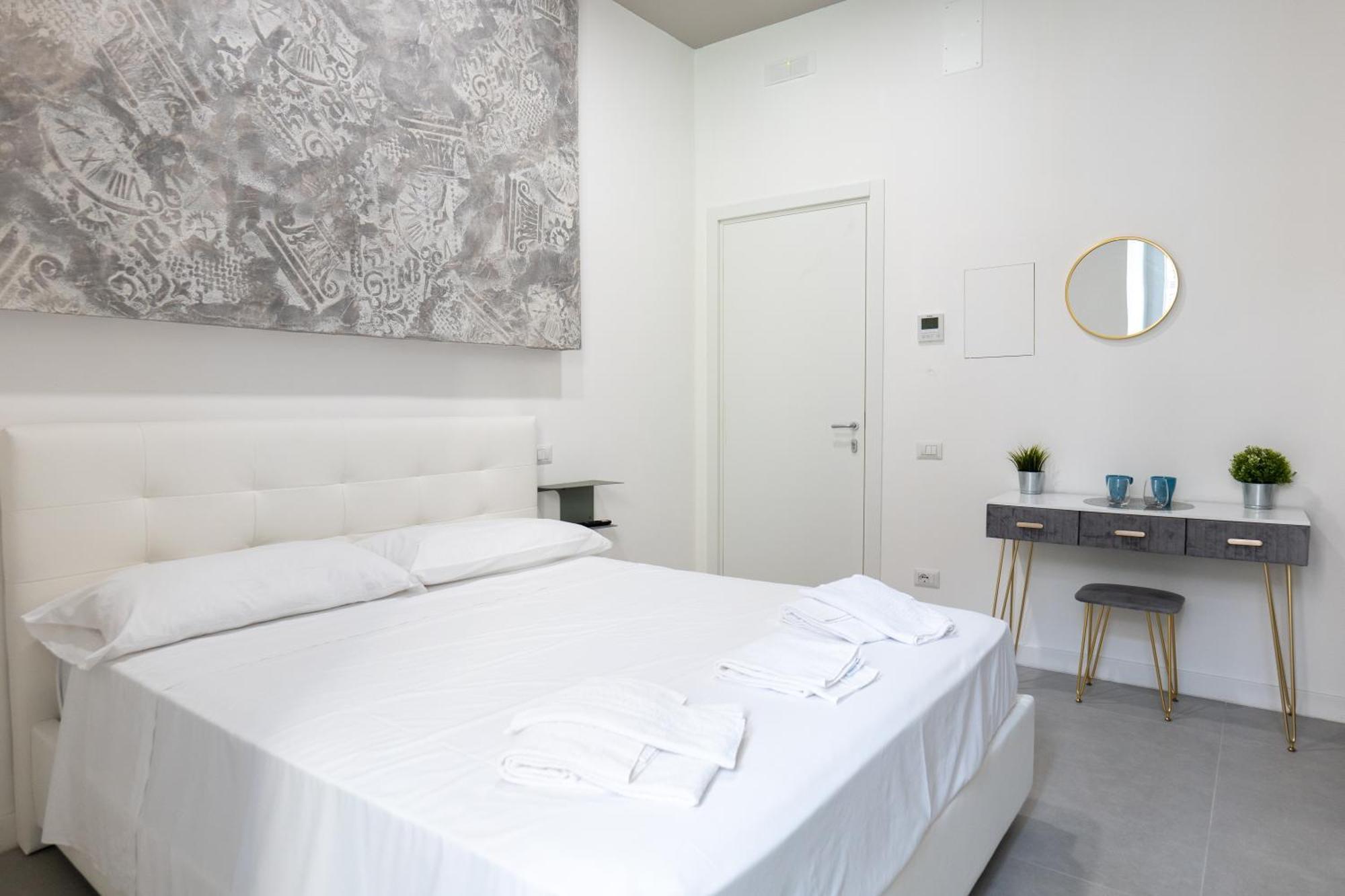 Relais Palazzo Nizza - Luxotel & Apartotel Салерно Екстериор снимка