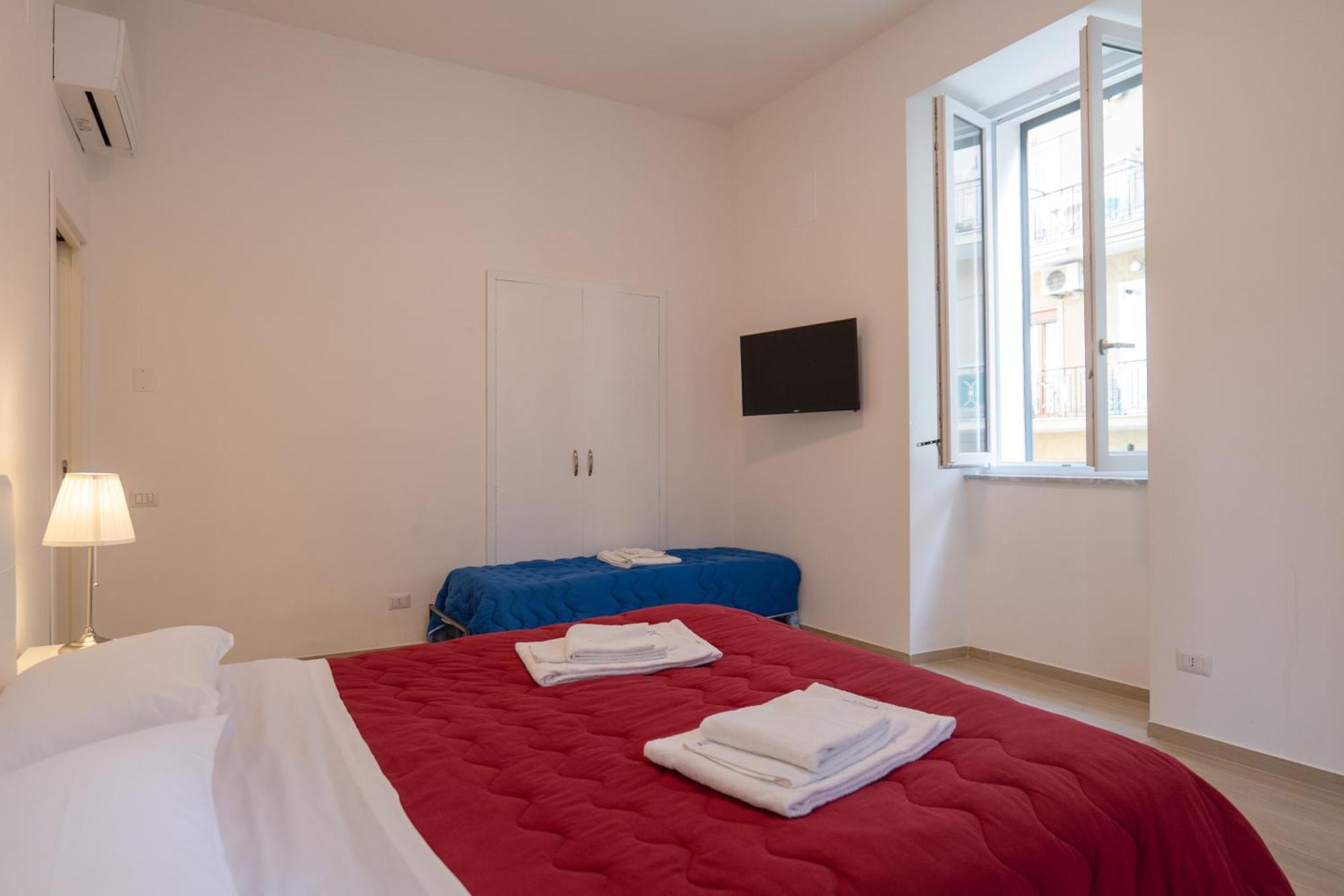 Relais Palazzo Nizza - Luxotel & Apartotel Салерно Екстериор снимка